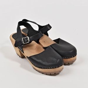 Mia Abba Platform Black Clogs Size 40